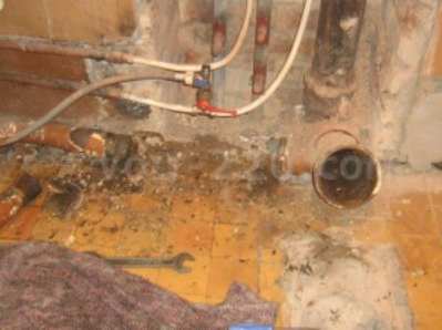 Замена канализационных труб в квартире своими руками